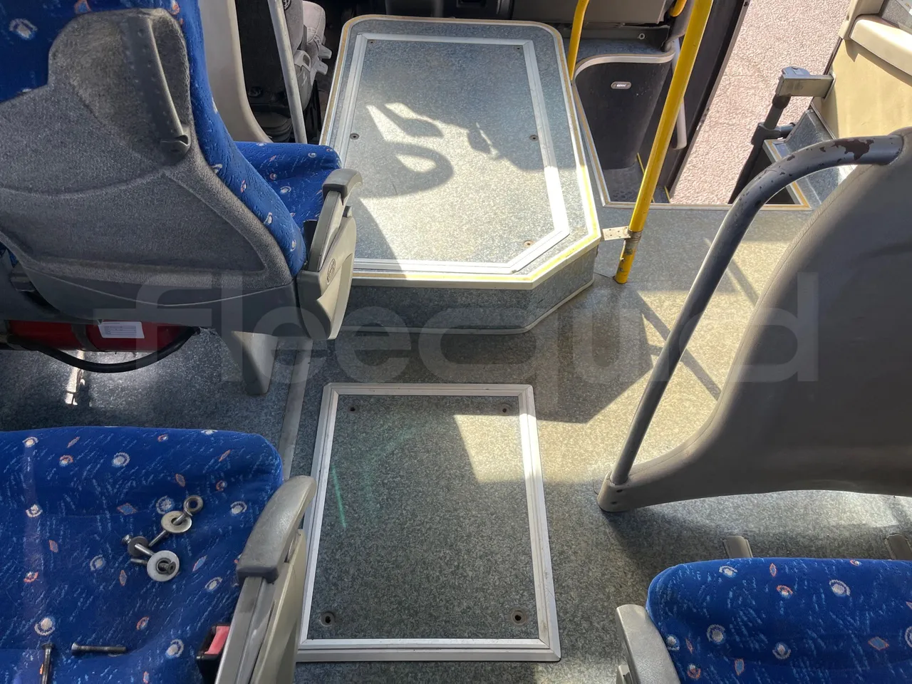 Iveco Andecar VII.3 BF150GDR - Euro4 - 185kw - 10 mt - floor hatches photo