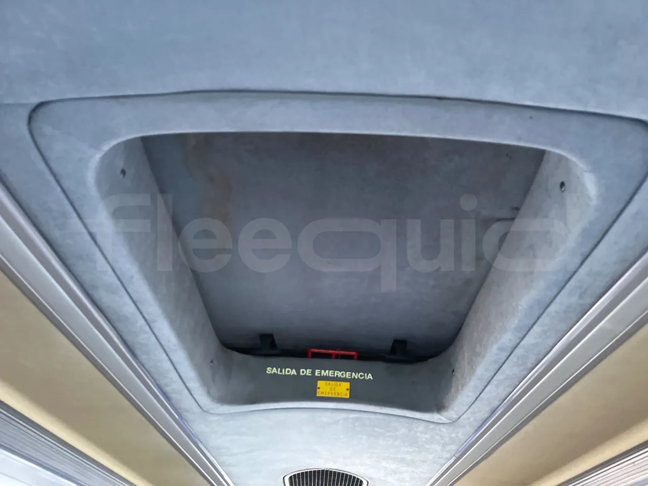 Iveco Andecar VII.3 BF150GDR - Euro4 - 185kw - 10 mt - roof hatch 2