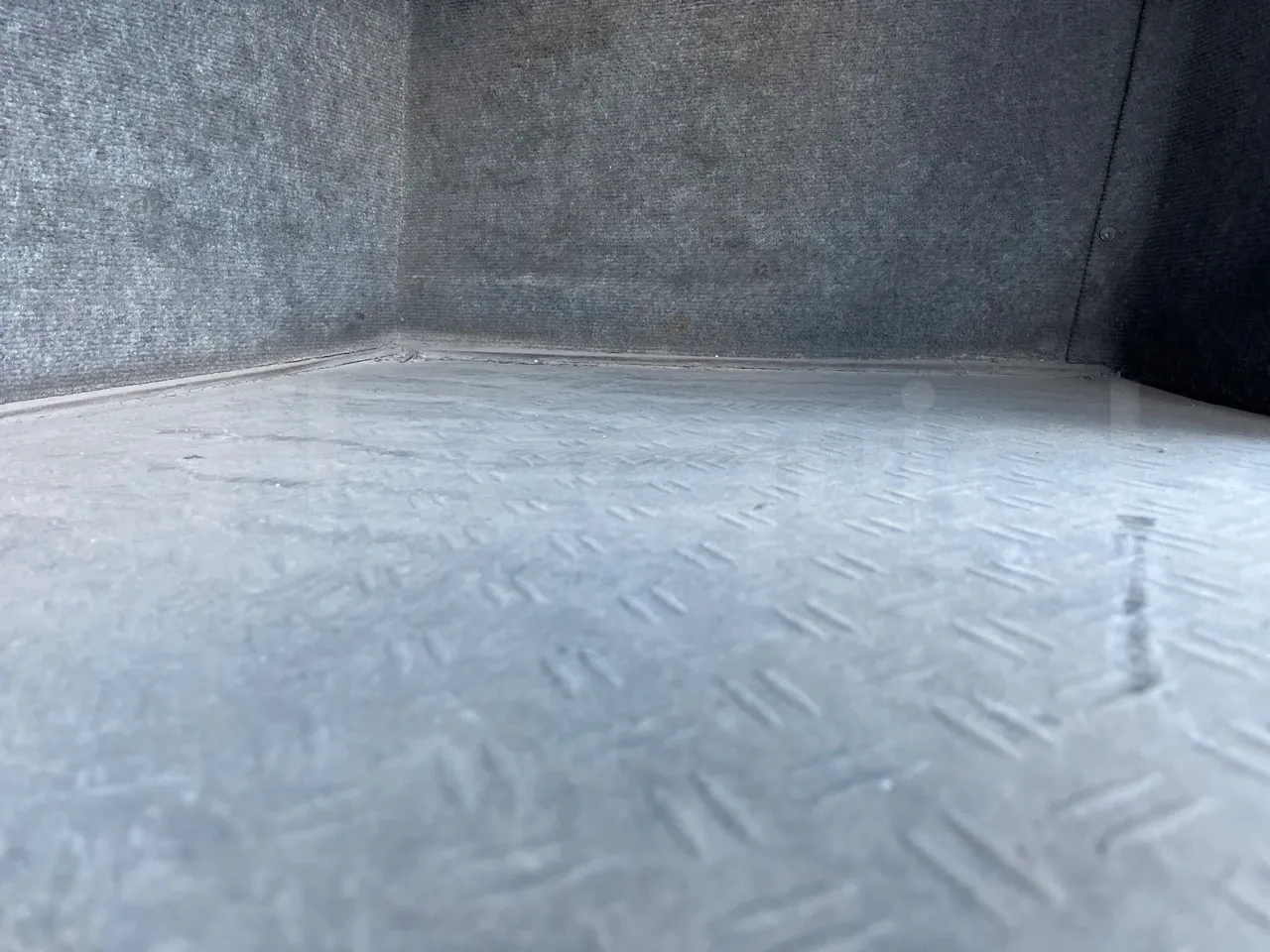 Iveco Andecar VII.3 BF150GDR - Euro4 - 185kw - 10 mt - under carpet photo