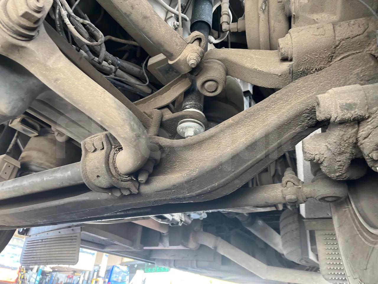 Iveco Andecar VII.3 BF150GDR - Euro4 - 185kw - 10 mt - front axle left side