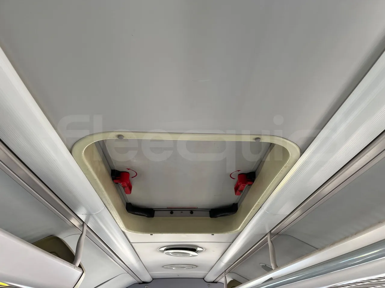 Mercedes-Benz Conecto O345 -EUR3-184kW- 11.915m - roof hatch 2