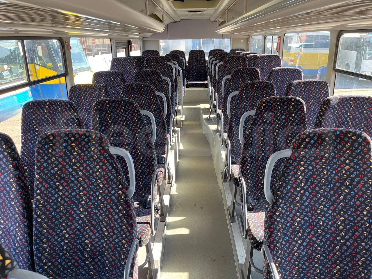 Mercedes-Benz Conecto O345 -EUR3-184kW- 11.915m - reverse view middle aisle