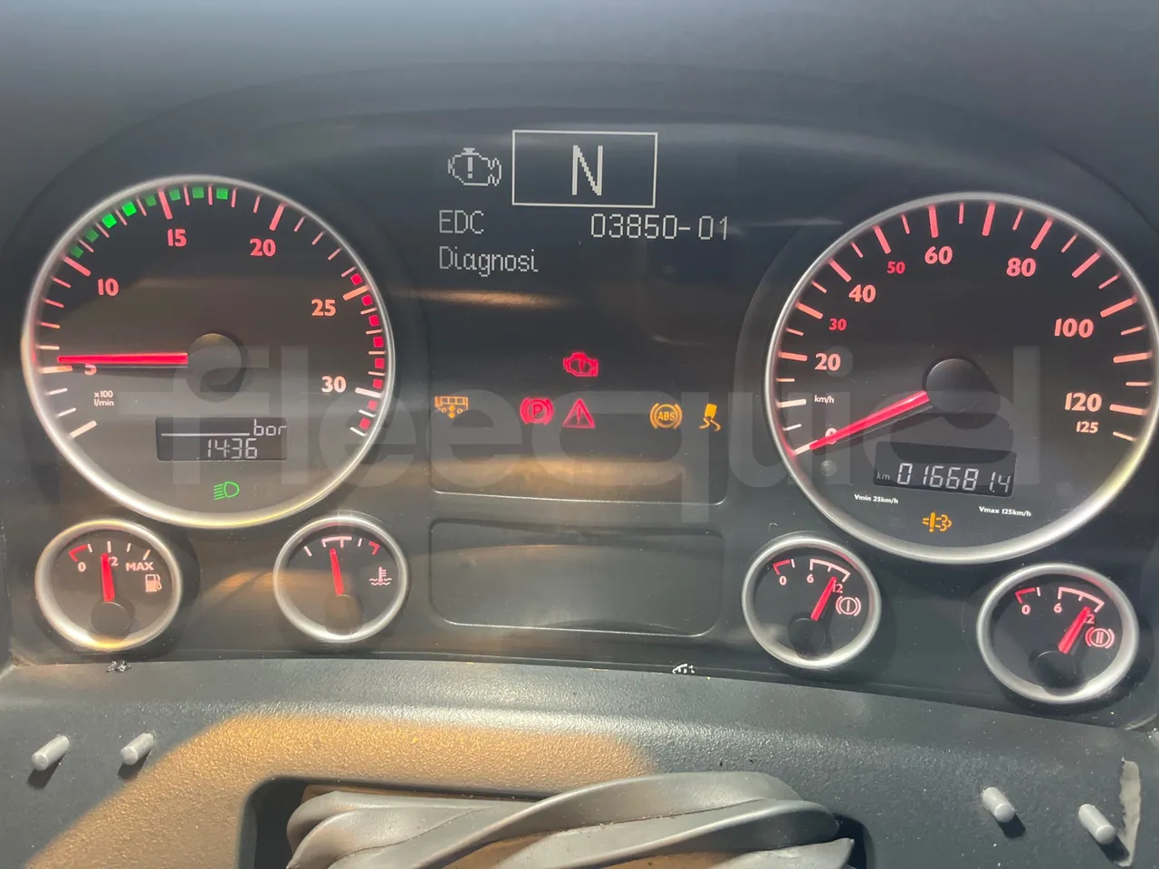 Man Lion's regio UL354NKMIX - Euro 4 - 257 kW - 12.250 mt - dashboard lights on