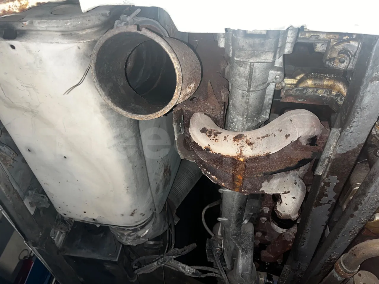 Man Lion's regio UL354NKMIX - Euro 4 - 257 kW - 12.250 mt - exhaust photo