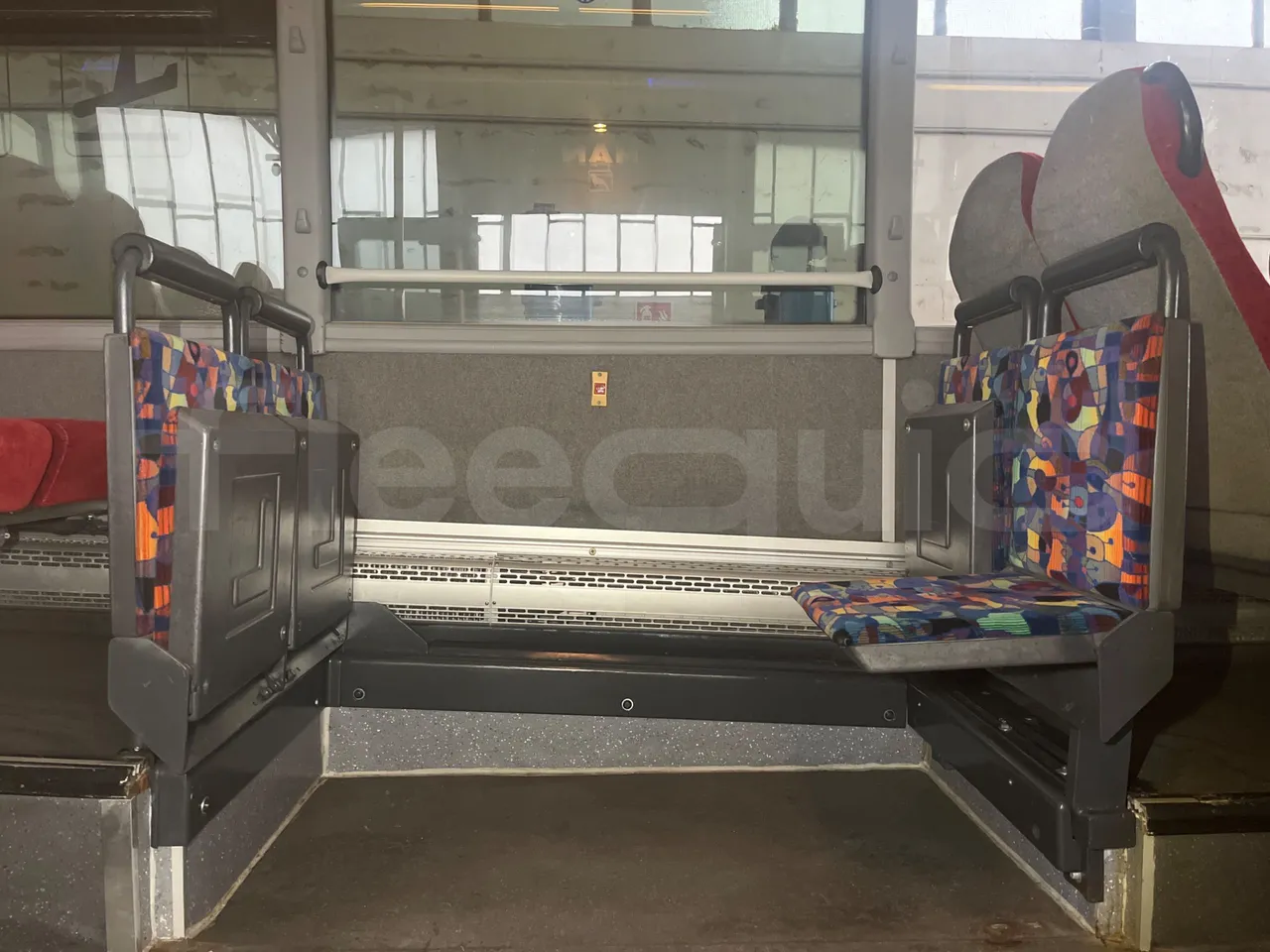 Man Lion's regio UL354NKMIX - Euro 4 - 257 kW - 12.250 mt - folding seat photo