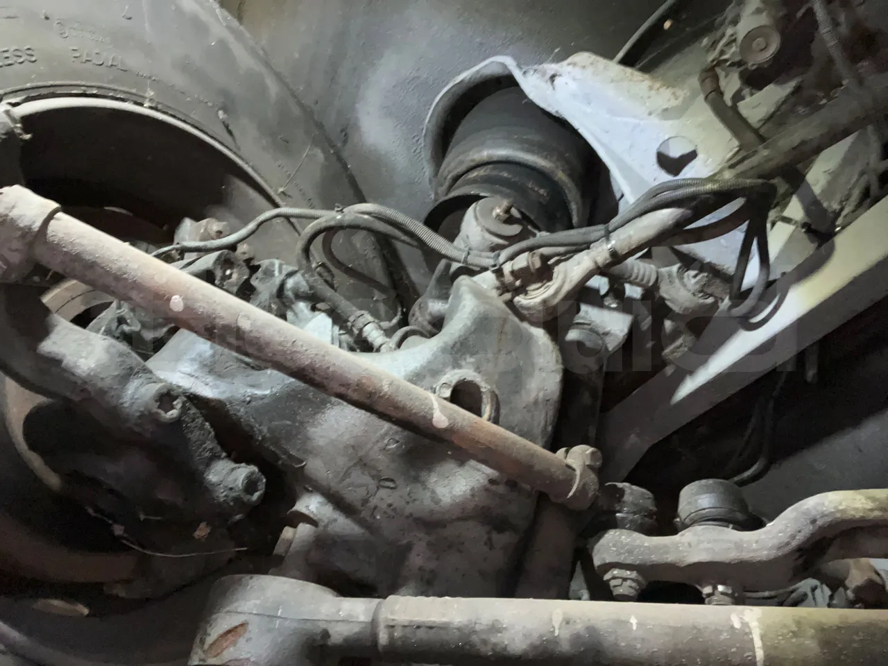 Man Lion's regio UL354NKMIX - Euro 4 - 257 kW - 12.250 mt - front air springs right