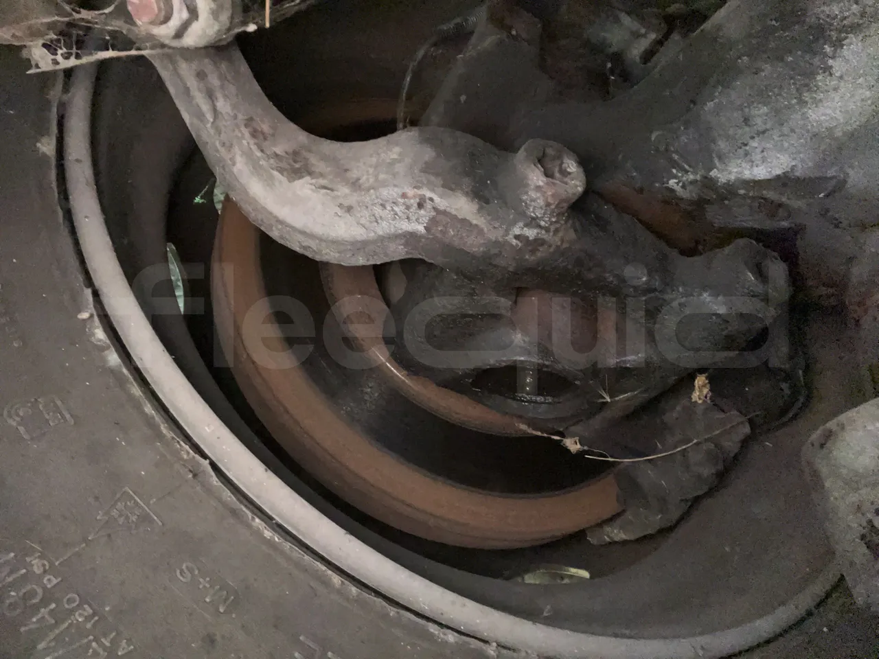 Man Lion's regio UL354NKMIX - Euro 4 - 257 kW - 12.250 mt - front discs left