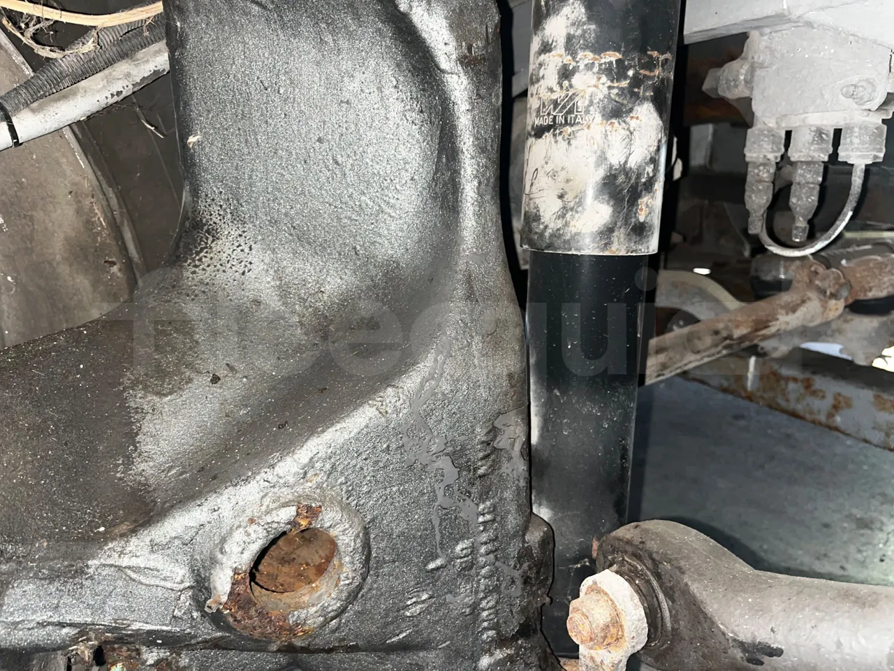 Man Lion's regio UL354NKMIX - Euro 4 - 257 kW - 12.250 mt - front shock absorbers left