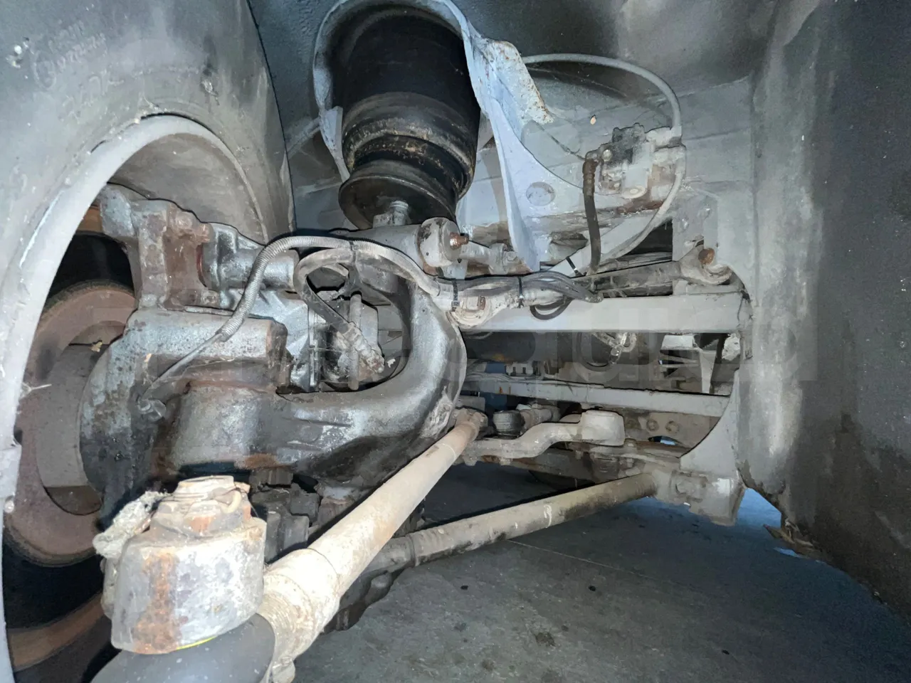 Man Lion's regio UL354NKMIX - Euro 4 - 257 kW - 12.250 mt - front shock absorbers right