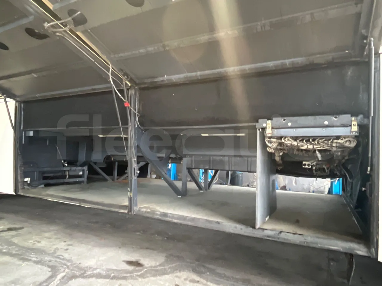 Man Lion's regio UL354NKMIX - Euro 4 - 257 kW - 12.250 mt - internal frame rust check