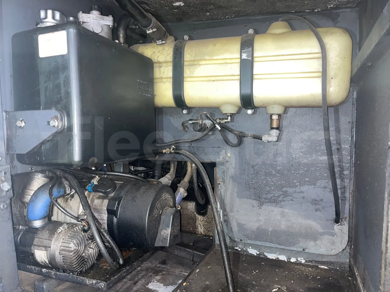 Man Lion's regio UL354NKMIX - Euro 4 - 257 kW - 12.250 mt - preheater webasto photo