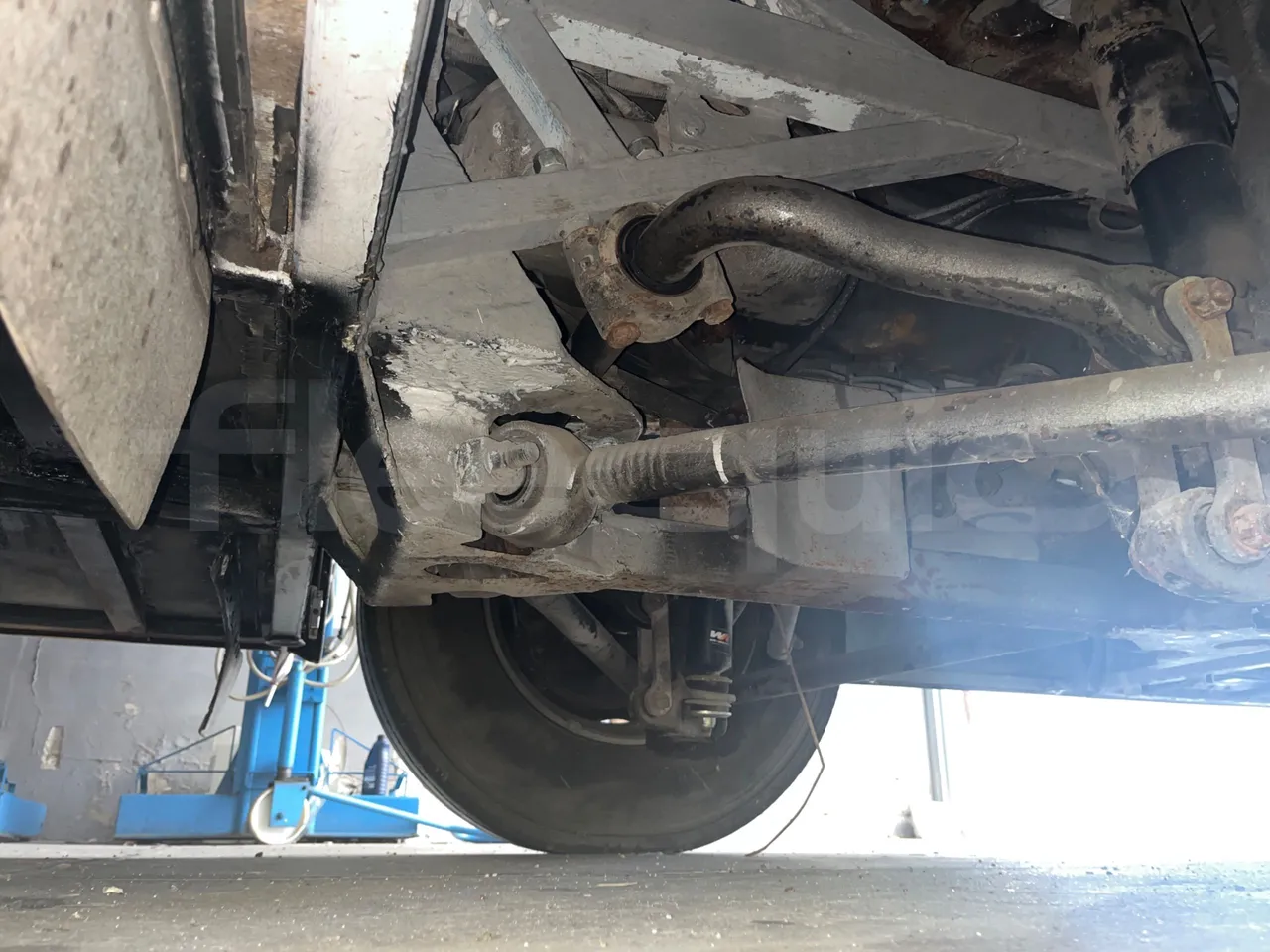 Man Lion's regio UL354NKMIX - Euro 4 - 257 kW - 12.250 mt - front axle right side