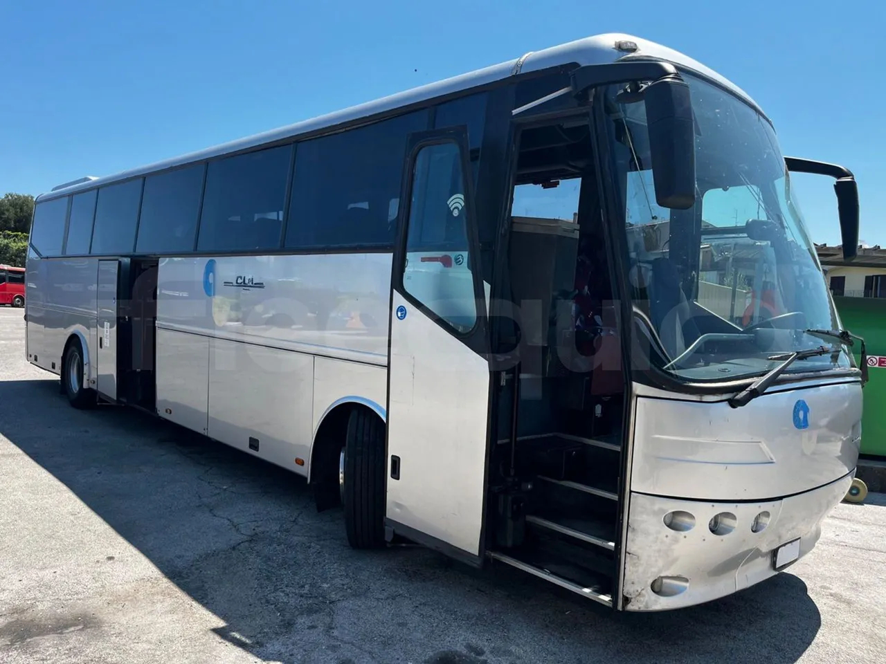 Vdl Futura - 3/4 right front doors open