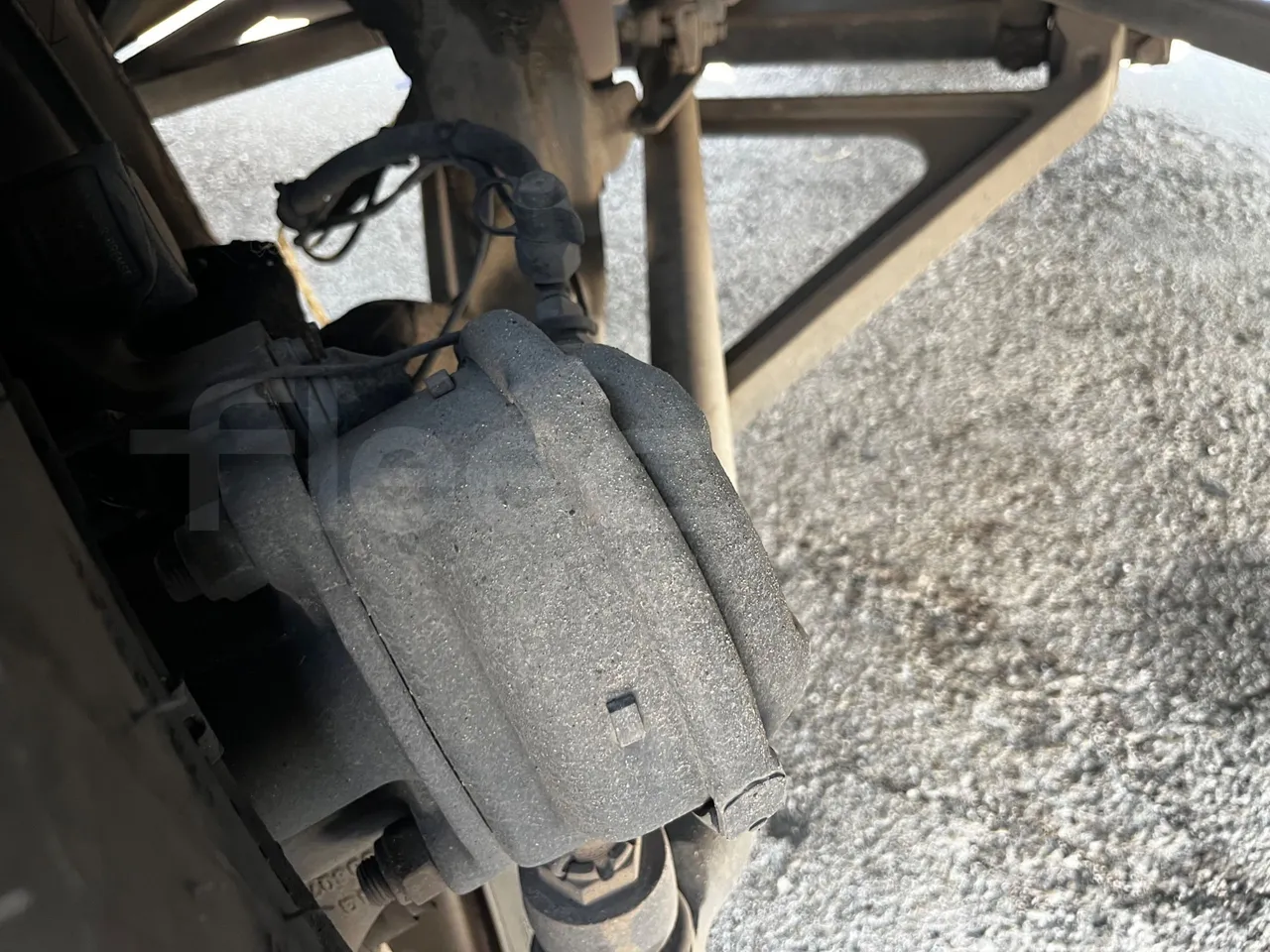 Vdl Futura - front brake calipers right
