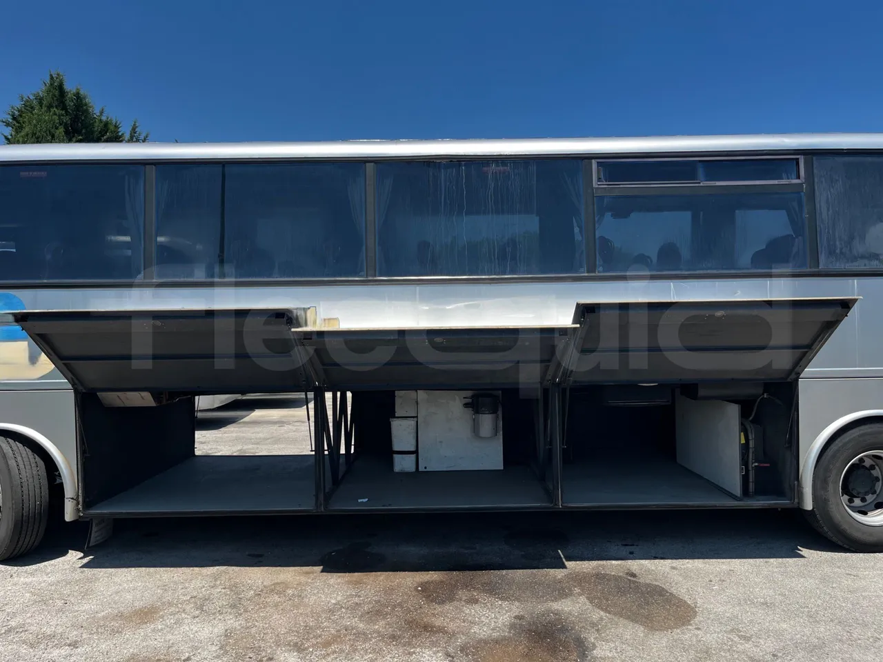 Vdl Futura - luggage rack photo