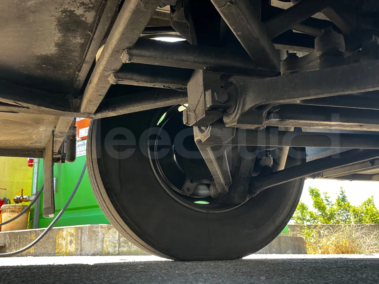 Vdl Futura - front axle right side