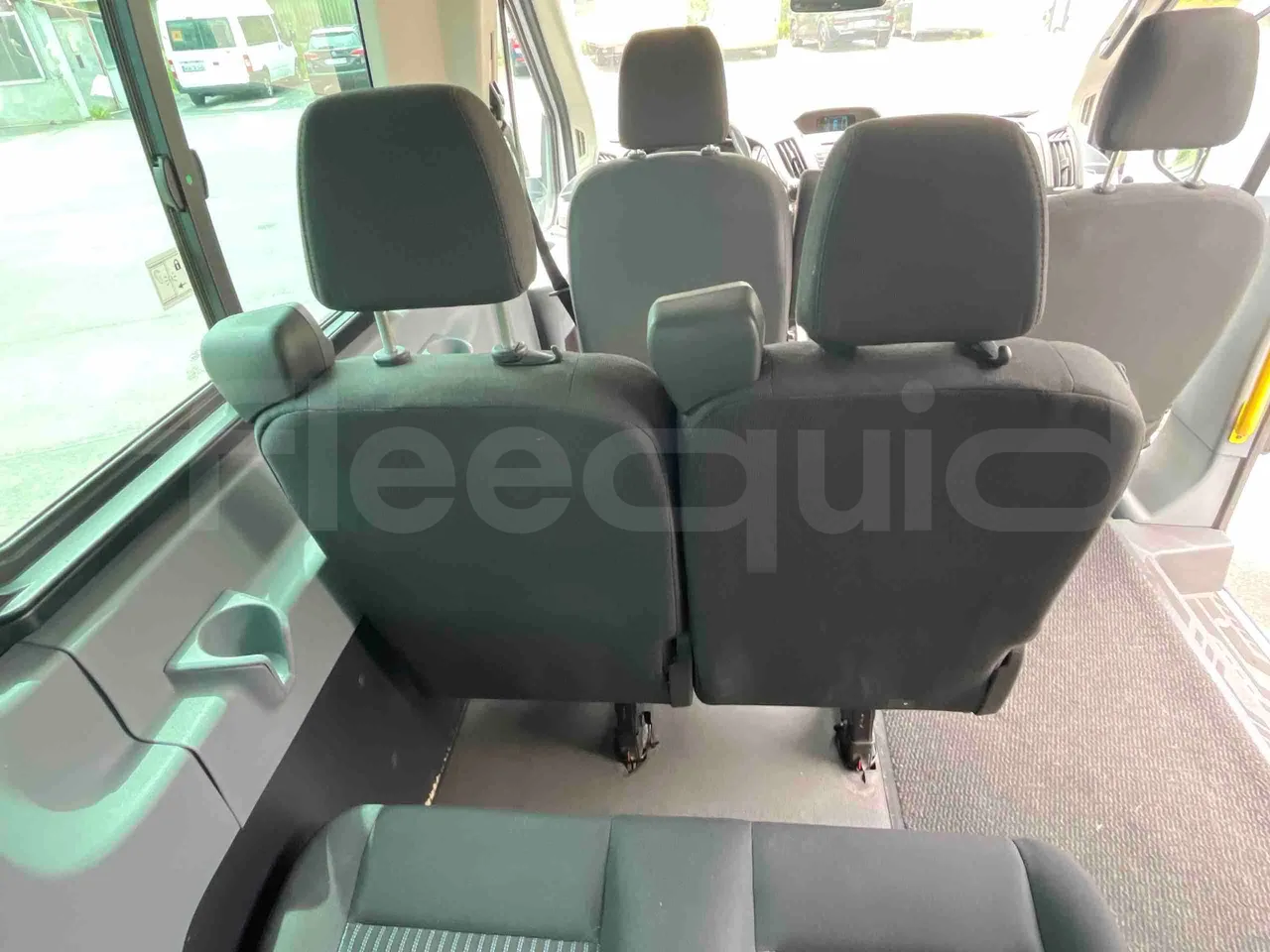 Ford Transit - mesh detail photo