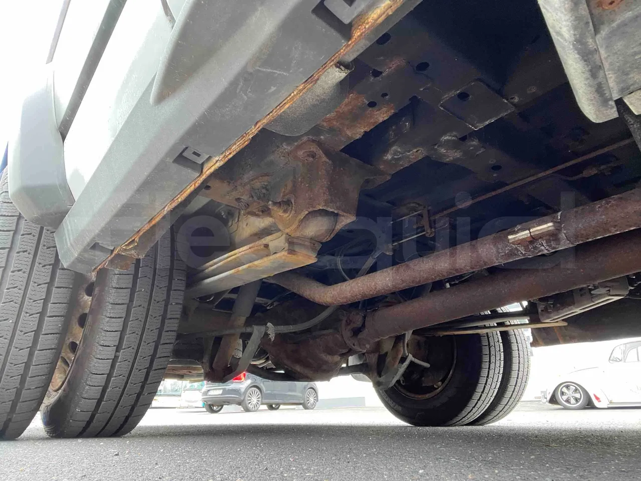 Ford Transit - axel 3  discs right