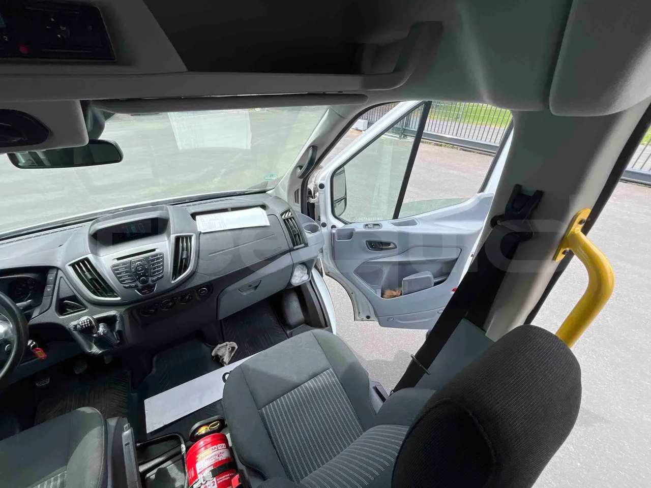 Ford Transit - handrails photo