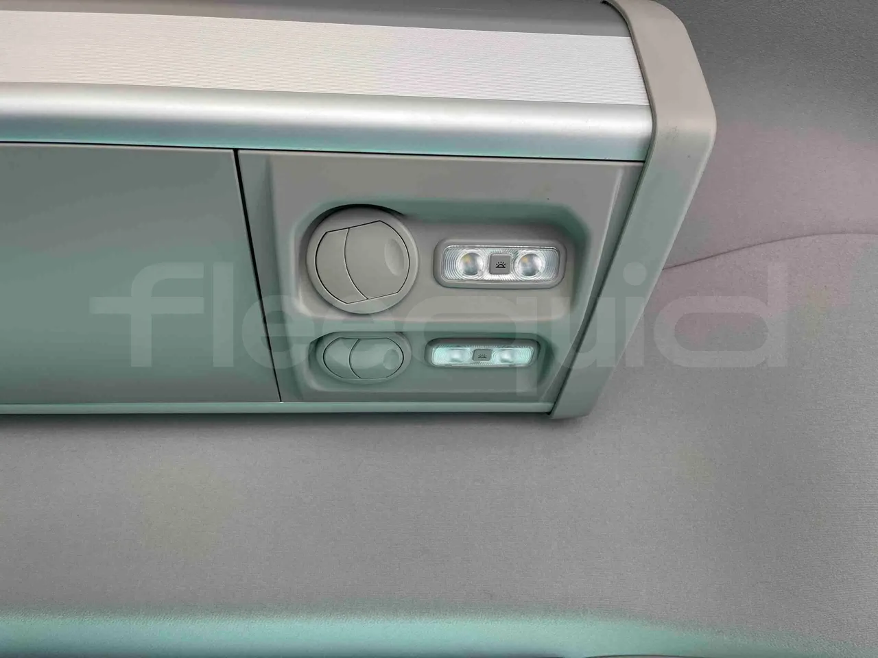 Ford Transit - roof hatch 2