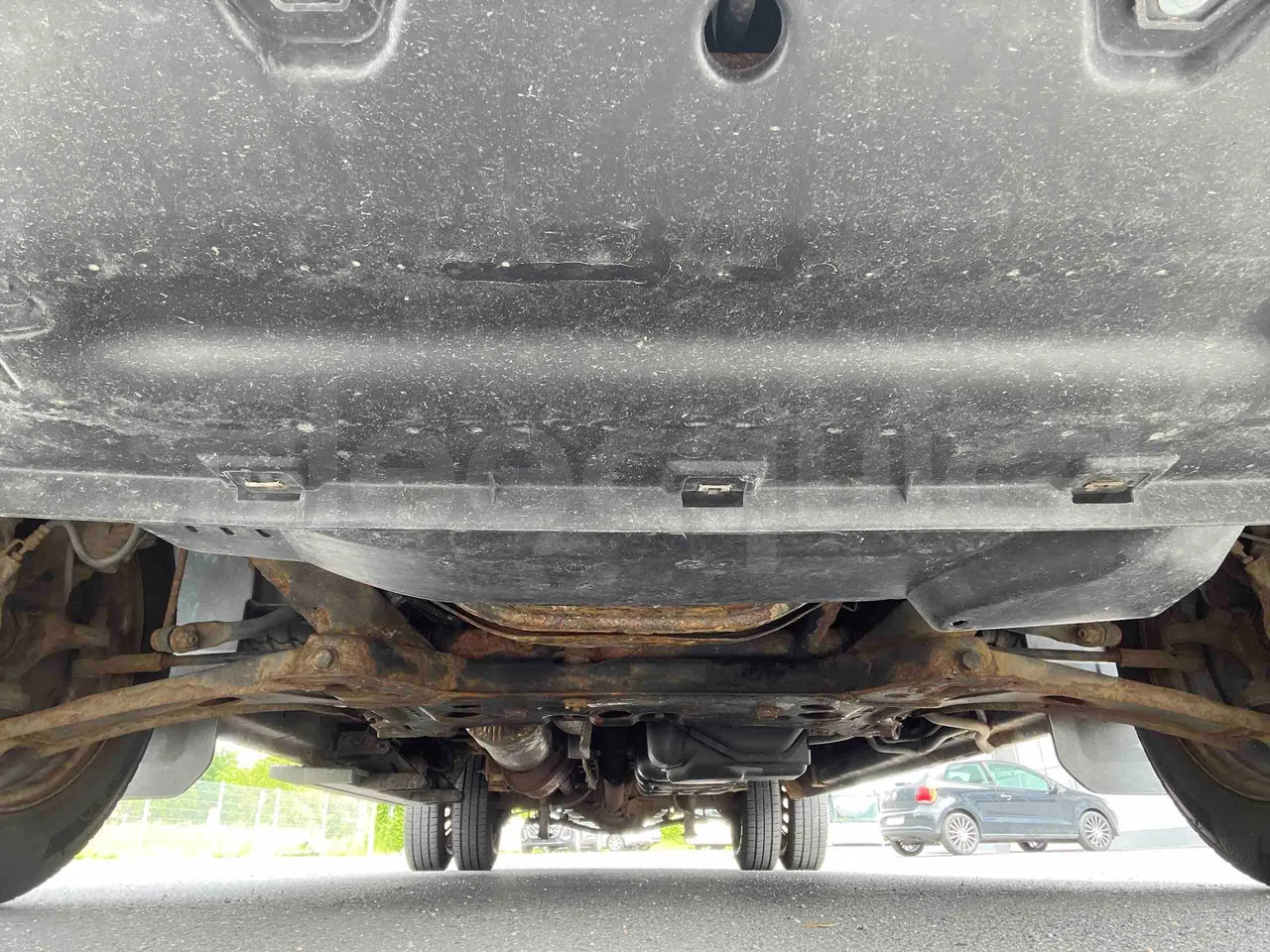 Ford Transit - front axle central