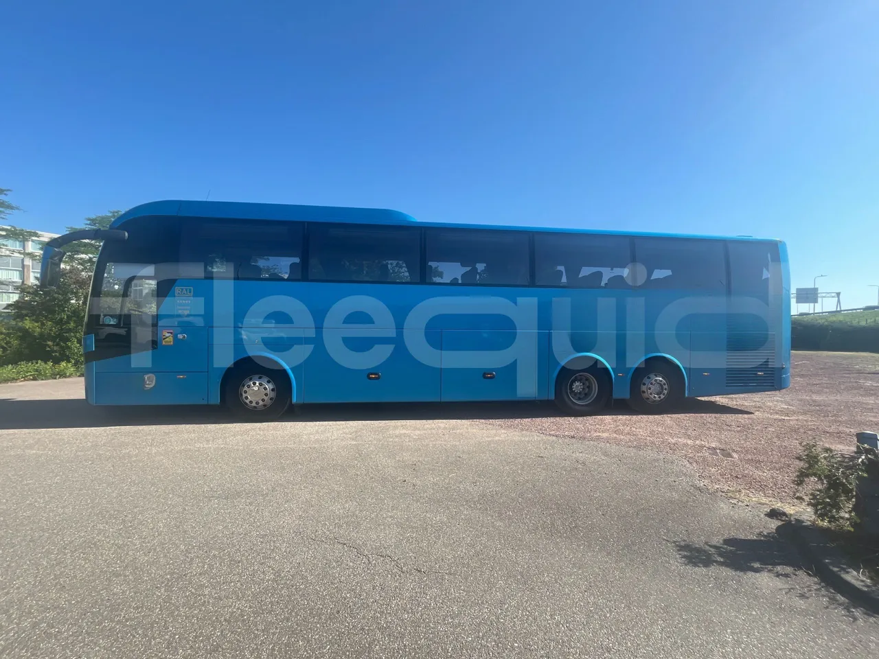 VDL SB4000 SB4000/ Euro 5 - 340 Kw - 13,258 Mt - external compartments photo