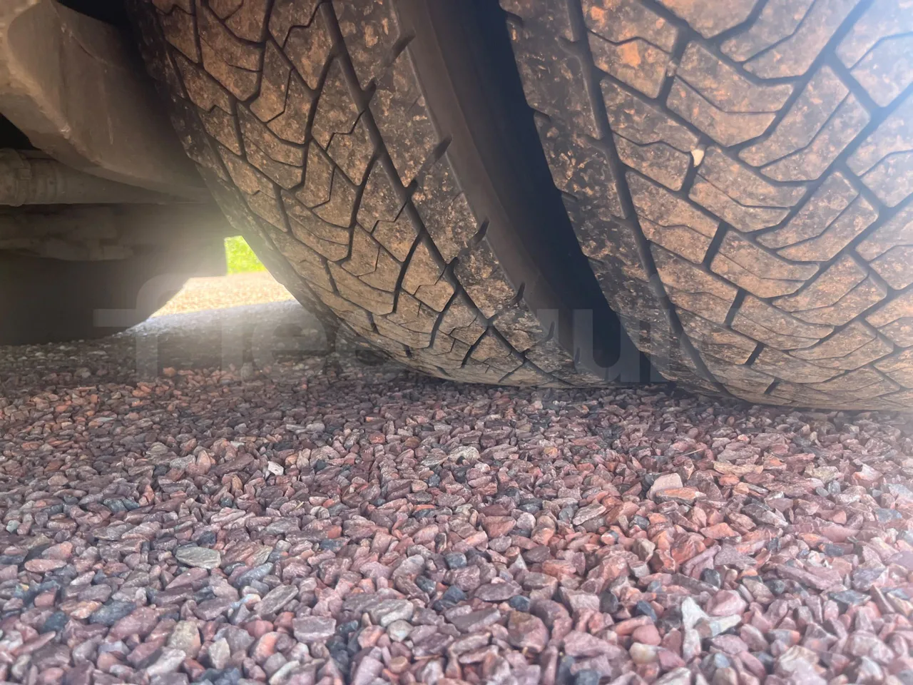 VDL SB4000 SB4000/ Euro 5 - 340 Kw - 13,258 Mt - tread condition third axle tires left
