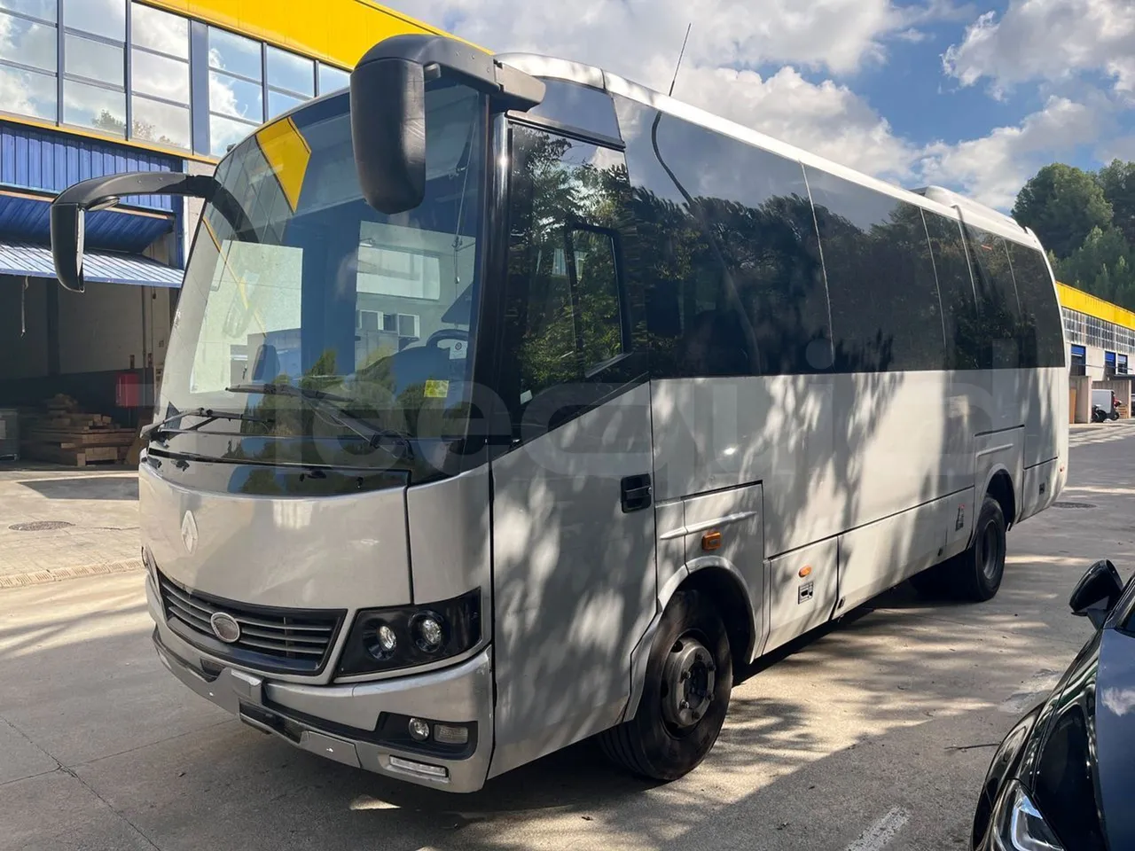 Beulas Man Gianino Euro6 - 184kw - 8.300mt - 3/4 front left