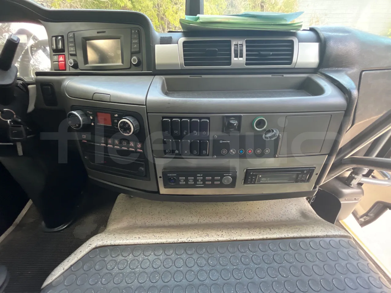 Beulas Man Gianino Euro6 - 184kw - 8.300mt - radio accessories photo