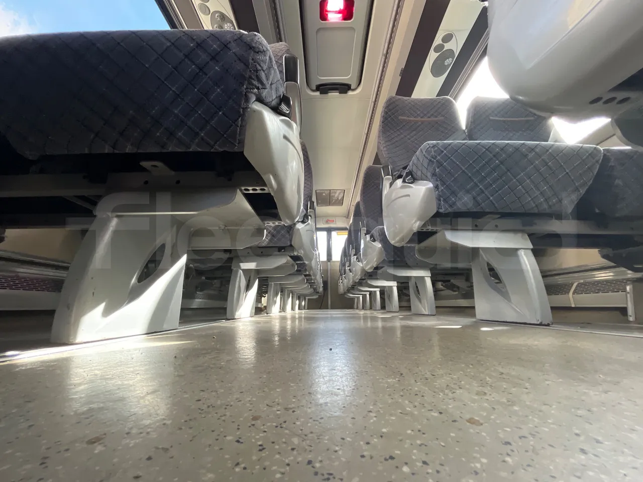 Beulas Man Gianino Euro6 - 184kw - 8.300mt - seat brackets photo