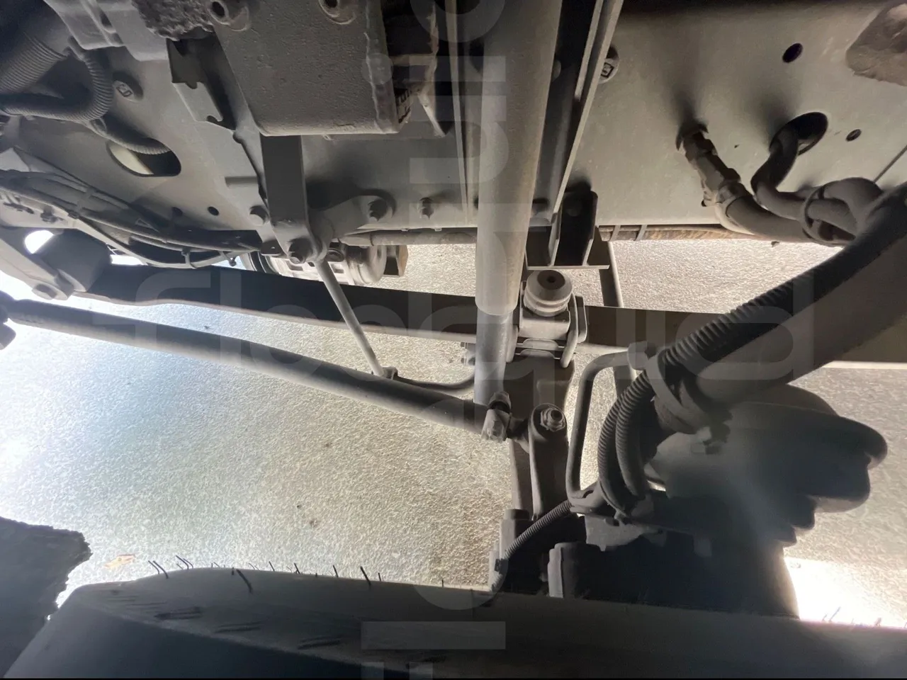 Beulas Man Gianino Euro6 - 184kw - 8.300mt - front shock absorbers left