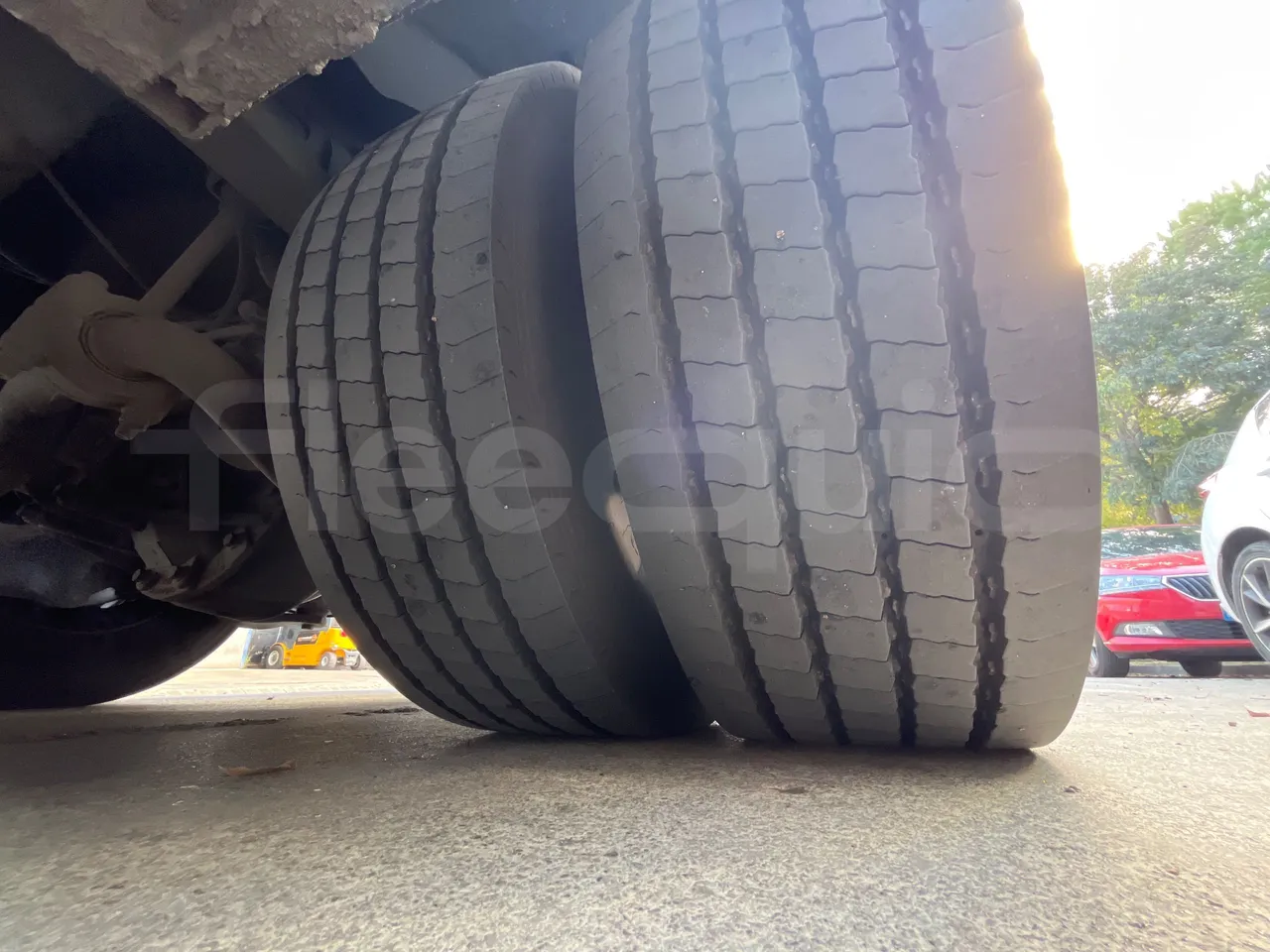 Beulas Man Gianino Euro6 - 184kw - 8.300mt - tread condition second axle tires left