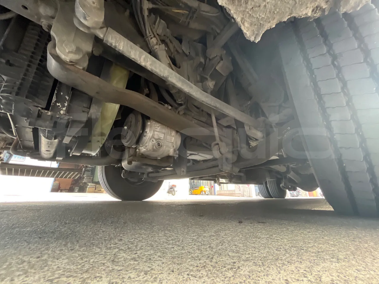 Beulas Man Gianino Euro6 - 184kw - 8.300mt - front axle left side