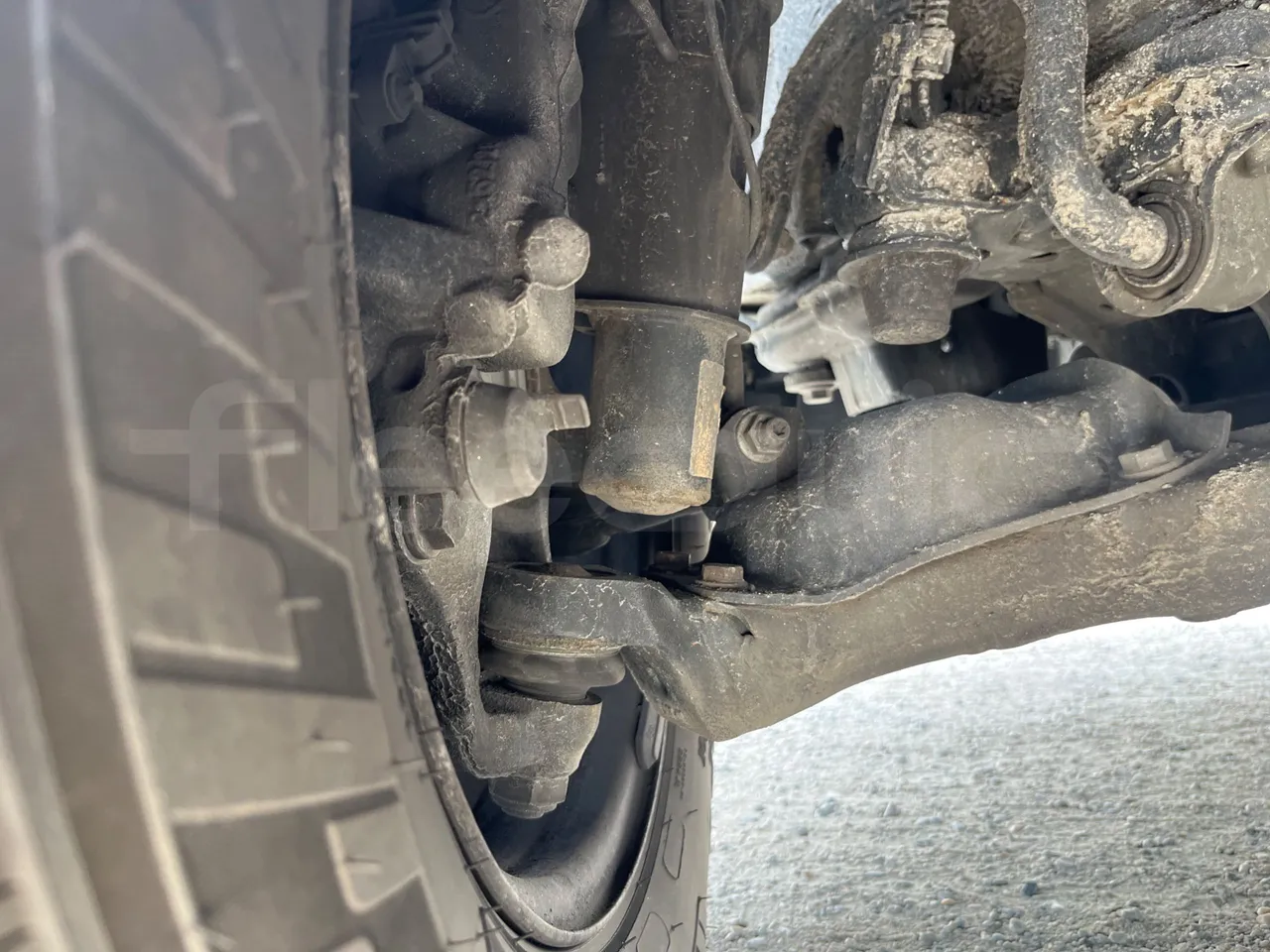 Mercedes-Benz Sprinter 906BB50 - EUR 6 -120kW - 7.361m - front brake calipers left