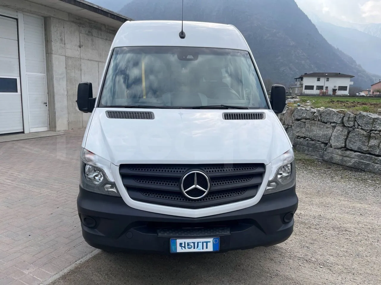 Mercedes-Benz Sprinter 906BB50 - EUR 6 -120kW - 7.361m - front photo