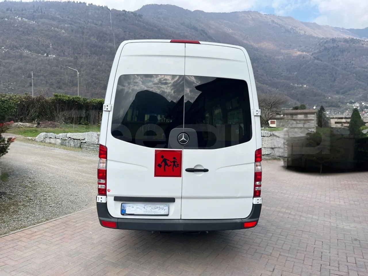 Mercedes-Benz Sprinter 906BB50 - EUR 6 -120kW - 7.361m - rear hatch closed