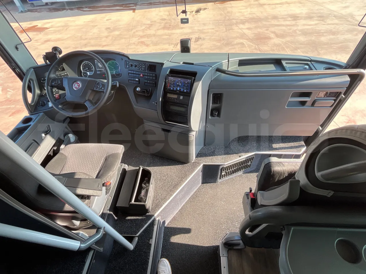 Setra S431 DT - EUR6 - 375kW - 13.89m - buttons panels on