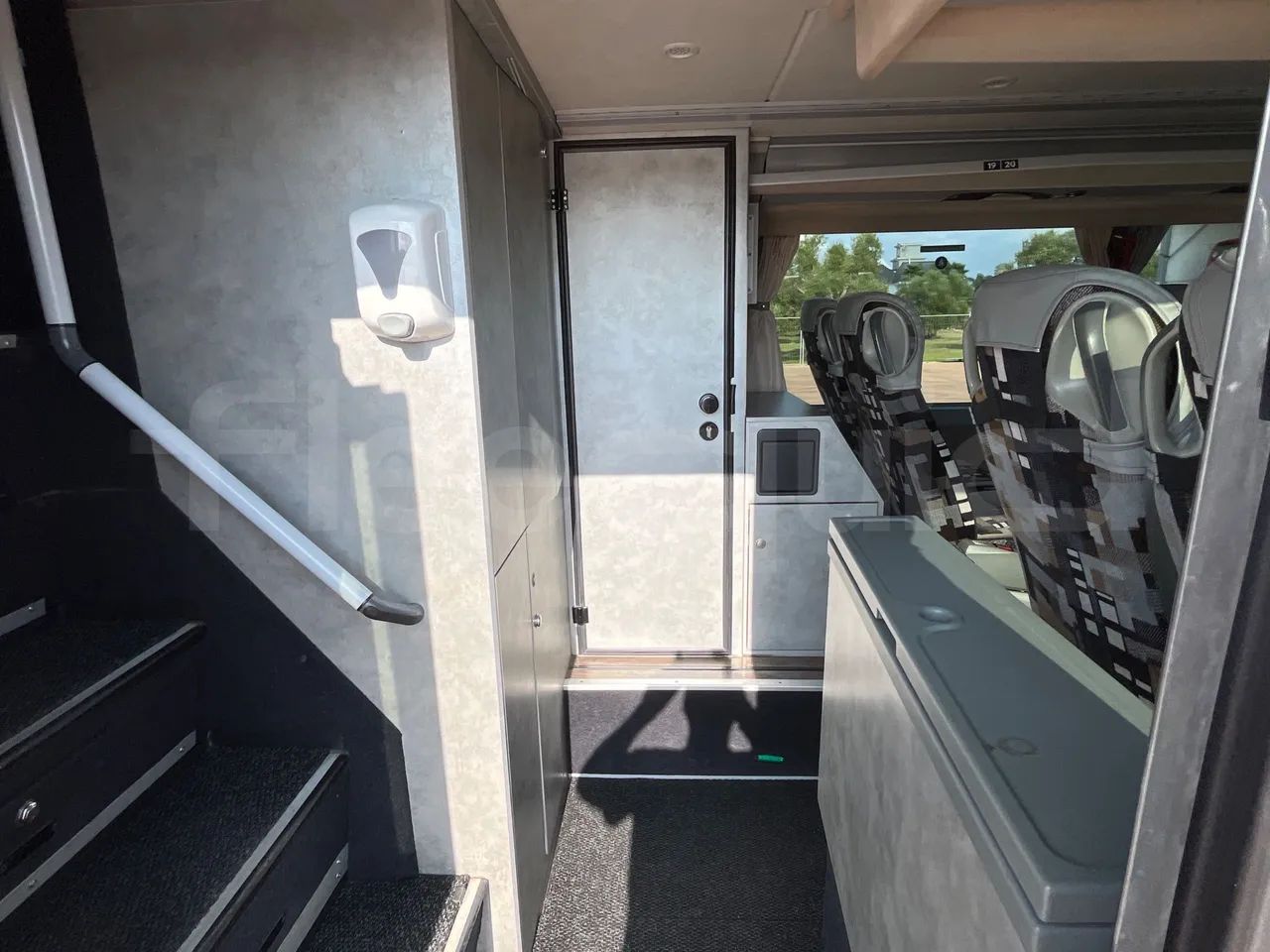 Setra S431 DT - EUR6 - 375kW - 13.89m - disabled area photo