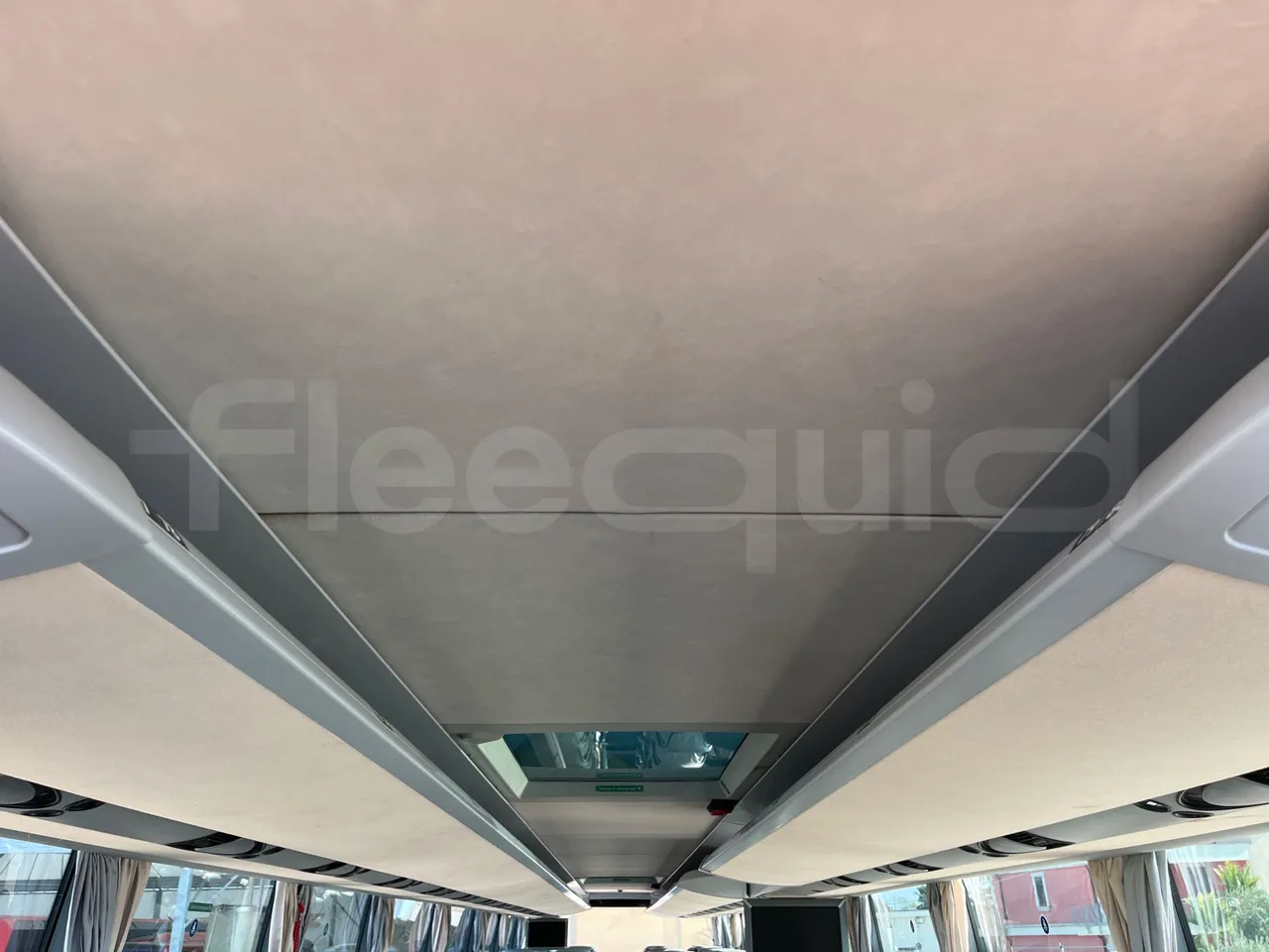 Setra S431 DT - EUR6 - 375kW - 13.89m - overhead compartments photo