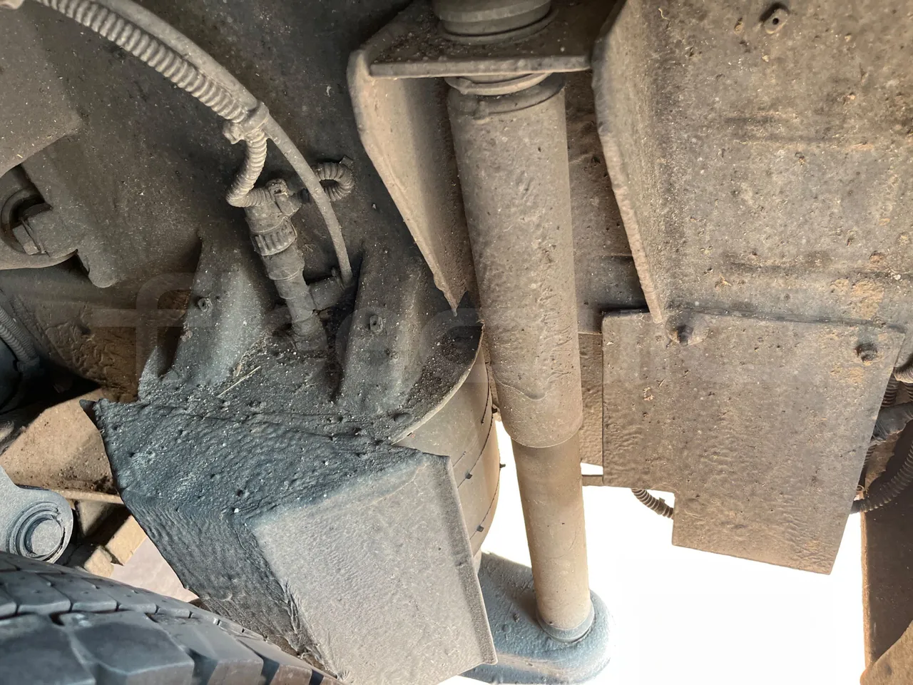 Setra S431 DT - EUR6 - 375kW - 13.89m - axle 2 shock absorbers 1 right