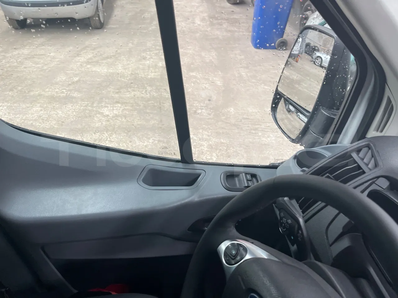 Ford Transit FBD -  Euro6 - 114kW - 6.704mt - onboard devices 3