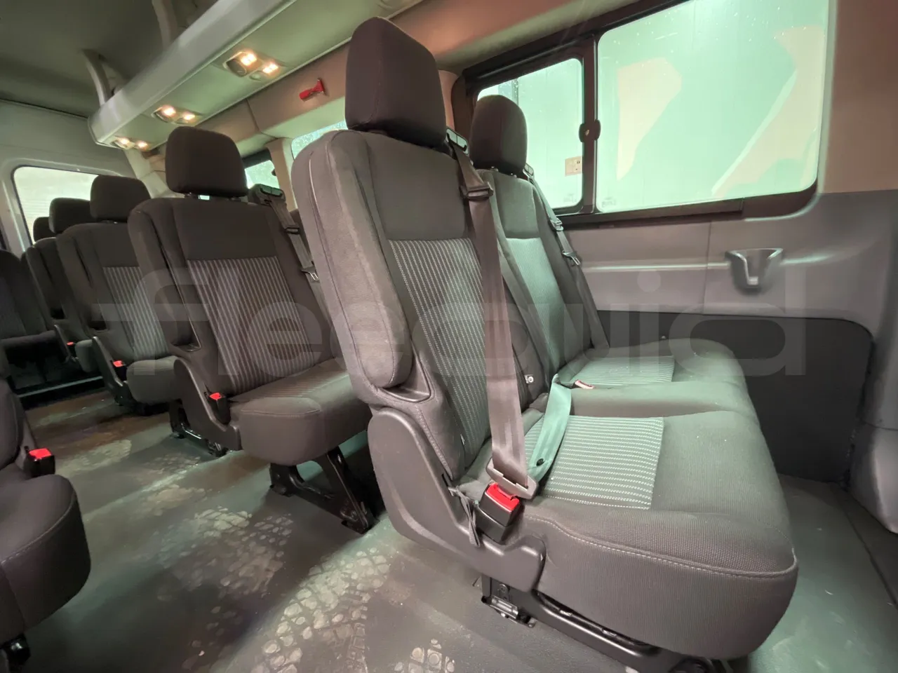 Ford Transit FBD -  Euro6 - 114kW - 6.704mt - single seat detail