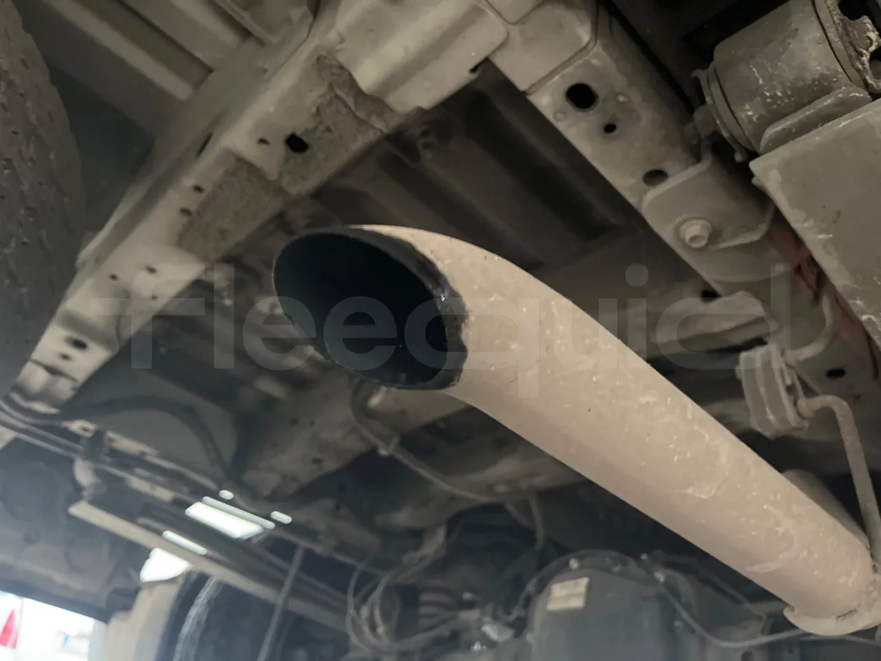 Ford Transit FBD -  Euro6 - 114kW - 6.704mt - exhaust photo