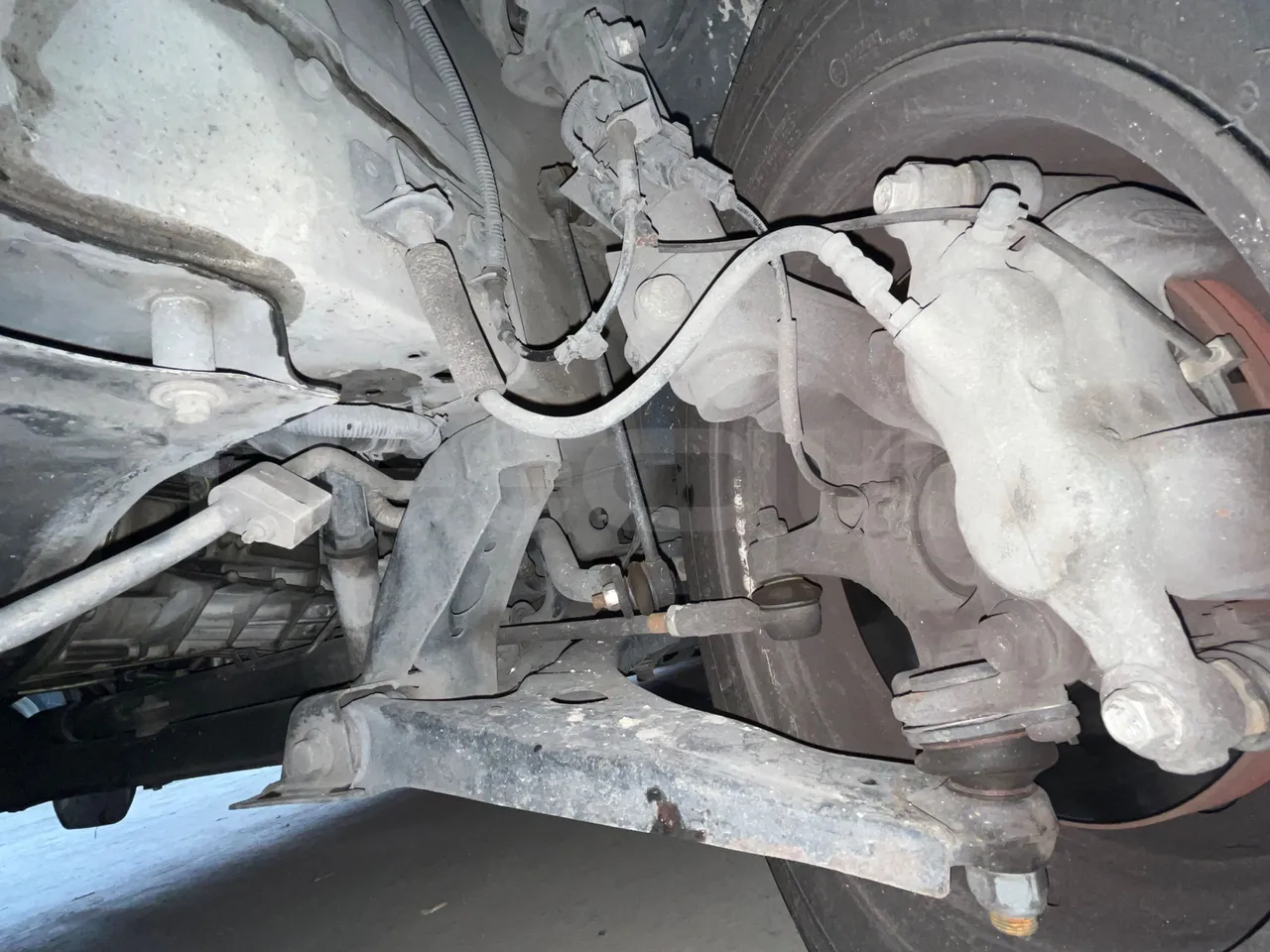 Ford Transit FBD -  Euro6 - 114kW - 6.704mt - front shock absorbers right