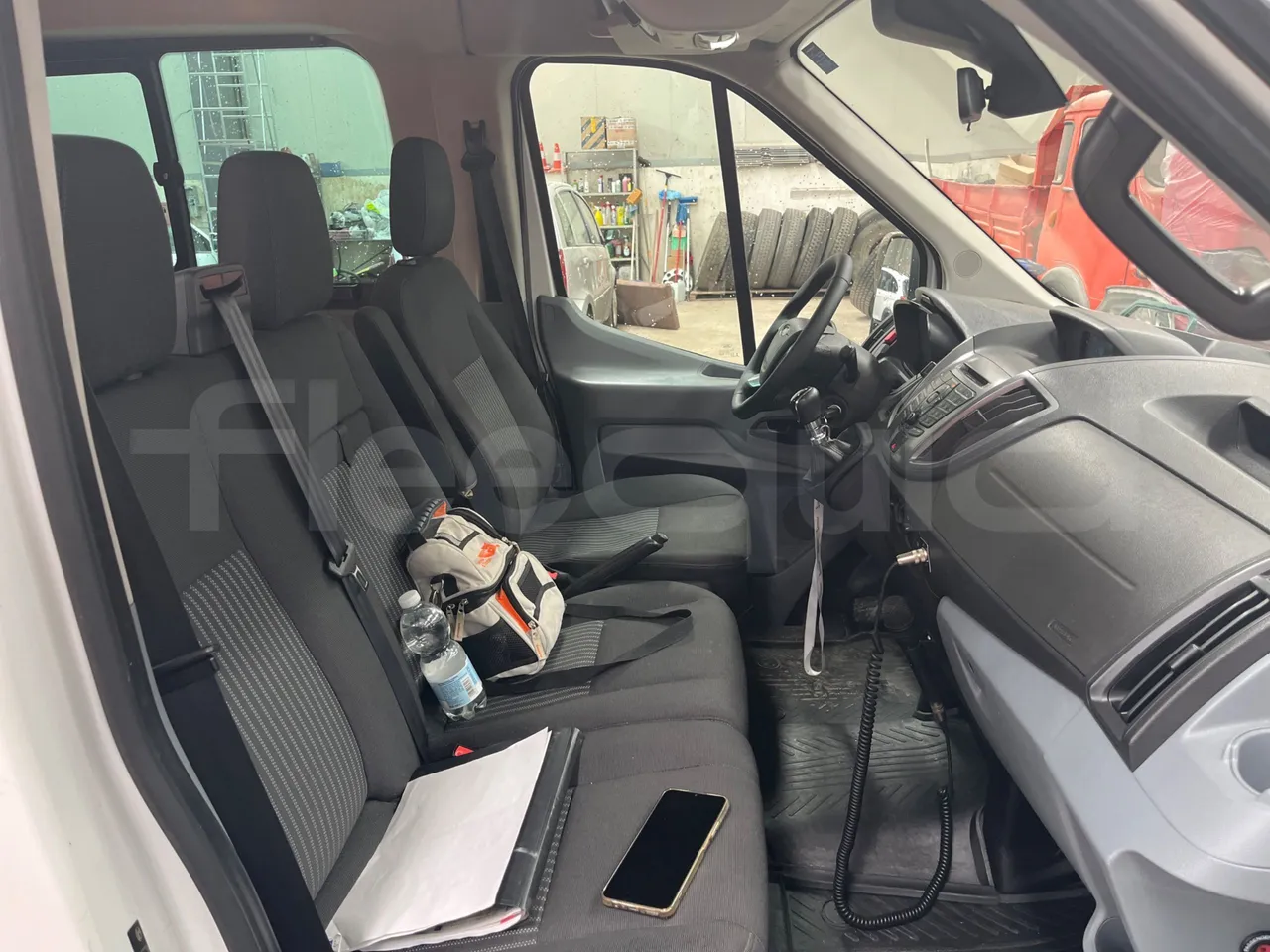 Ford Transit FBD -  Euro6 - 114kW - 6.704mt - hostess seat photo