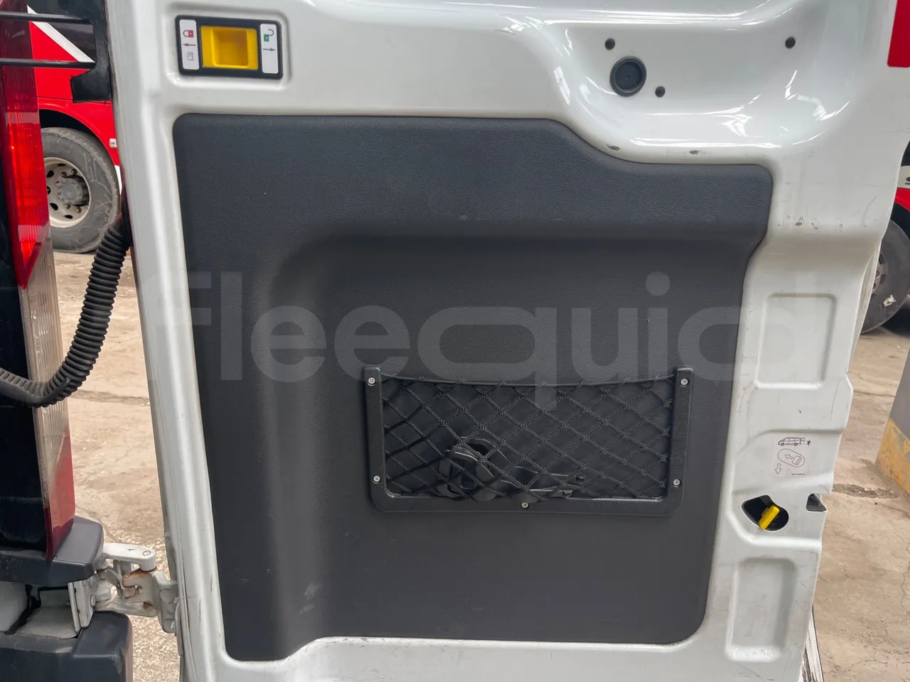 Ford Transit FBD -  Euro6 - 114kW - 6.704mt - turntable internal (18m)