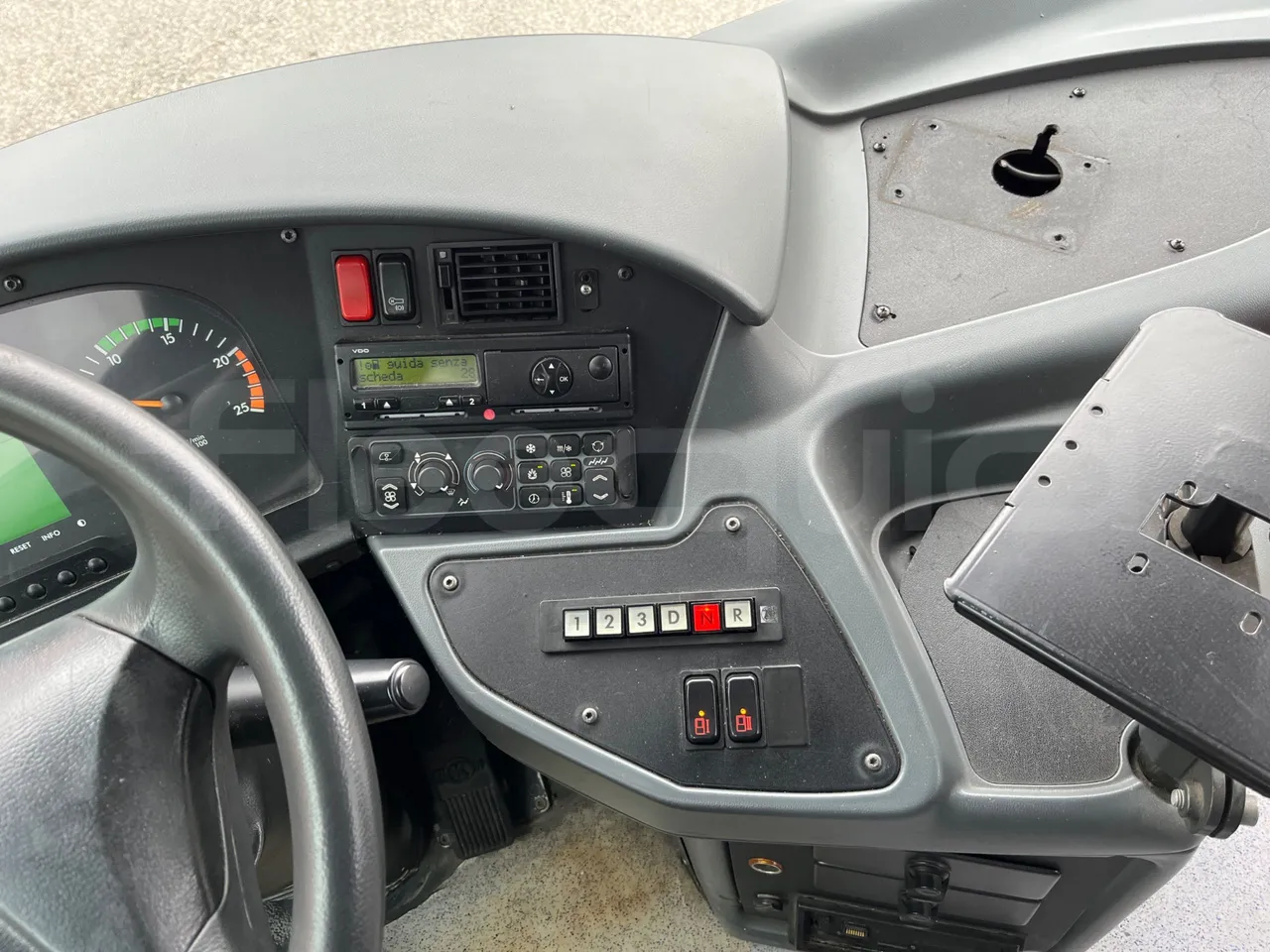 Mercedes-Benz Integro E5 4 - Euro5 - 220kW - 12.140mt - onboard devices 1