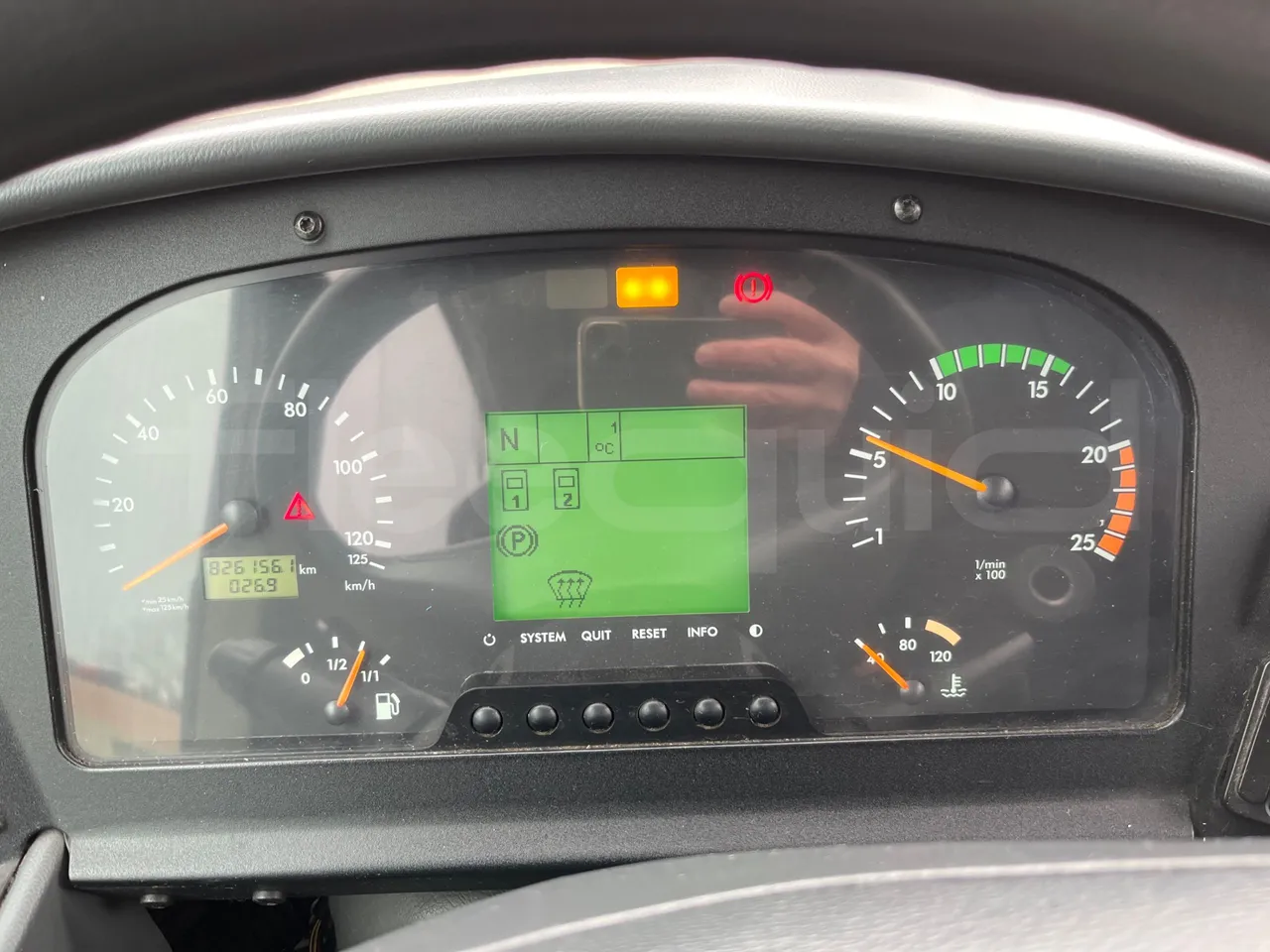 Mercedes-Benz Integro E5 4 - Euro5 - 220kW - 12.140mt - dashboard lights on