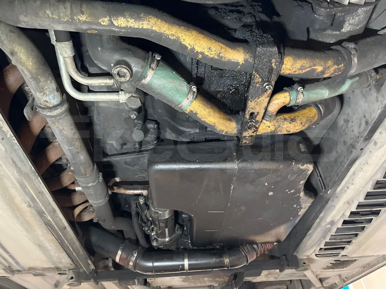 Mercedes-Benz Integro E5 4 - Euro5 - 220kW - 12.140mt - engine without protection