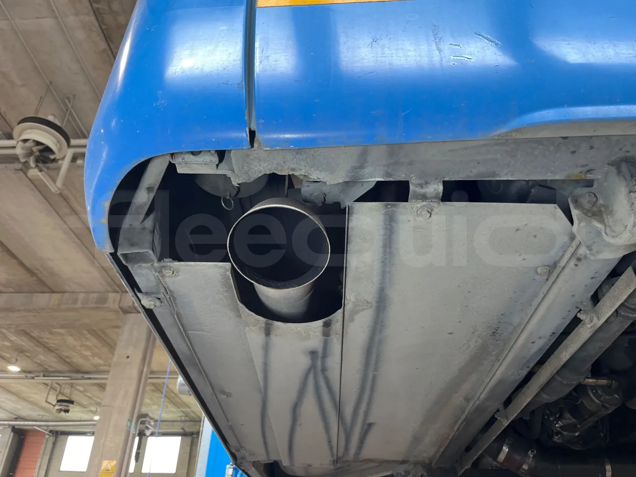 Mercedes-Benz Integro E5 4 - Euro5 - 220kW - 12.140mt - exhaust photo